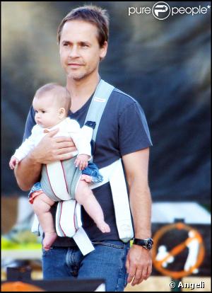 Chad Lowe avec sa petite Mabel chez Mr Bones Pumkin Patch, le 24/10/09