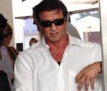 Sylvester Stallone à la sortie d'un restaurant le 24 octobre 2009 !