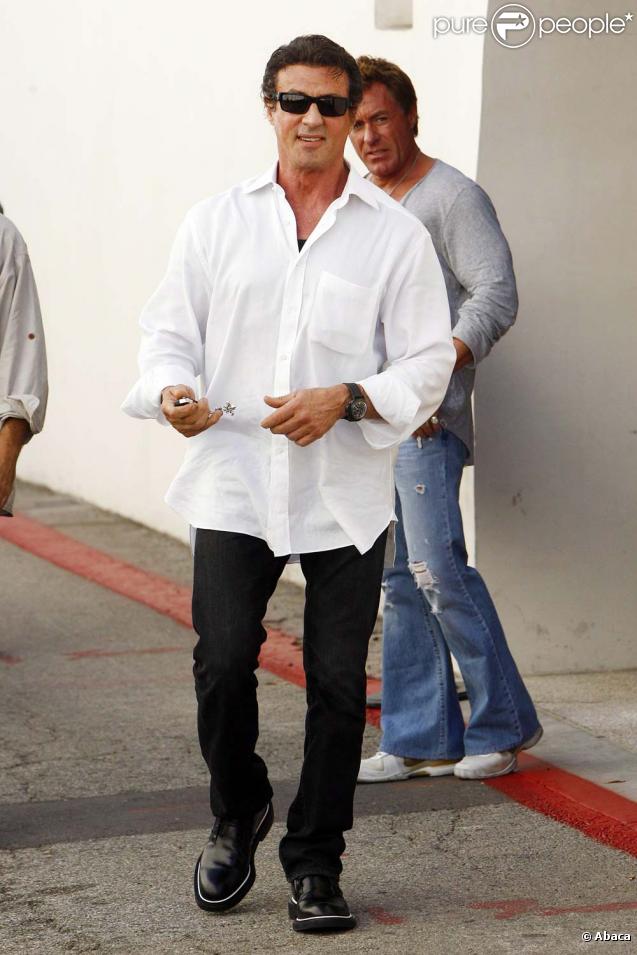 Sylvester Stallone à la sortie d'un restaurant le 24 octobre 2009 !