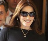 Carla Bruni verra en avril 2010 les communes de Carlat et de Bruni officialiser leur jumelage !
