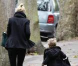 Gwyneth Paltrow emmène son fils Moses - qu'elle a eu avec Chris Martin, le leader de Coldplay - à l'école le 12 octobre 2009 à New York