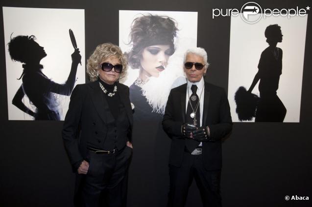 Karl Lagerfeld et Gabriele Henkel lors de l'exposition 