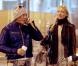 EXCLU : Mickey Rourke sort sa très jeune petite amie... et utilise son Woofy comme sac à main !