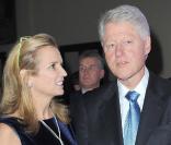 Kerry Kennedy et Bill Clinton lors du gala à Milan le 29 octobre 2009 pour la Fondation Robert Kennedy