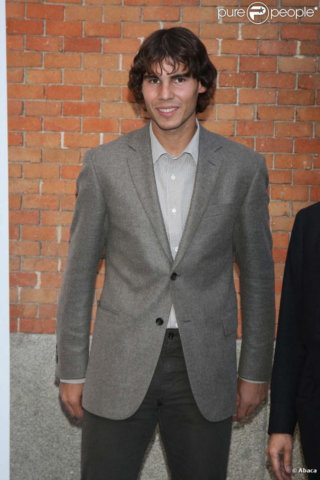 Rafael Nadal reçoit le prix Espagnol Unviversel 2009, puis s'exprime sur les révélations d'Andre Agassi, le 29 octobre  2009 à Madrid.