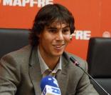 Rafael Nadal reçoit le prix Espagnol Unviversel 2009, puis s'exprime sur les révélations d'Andre Agassi, le 29 octobre  2009 à Madrid.