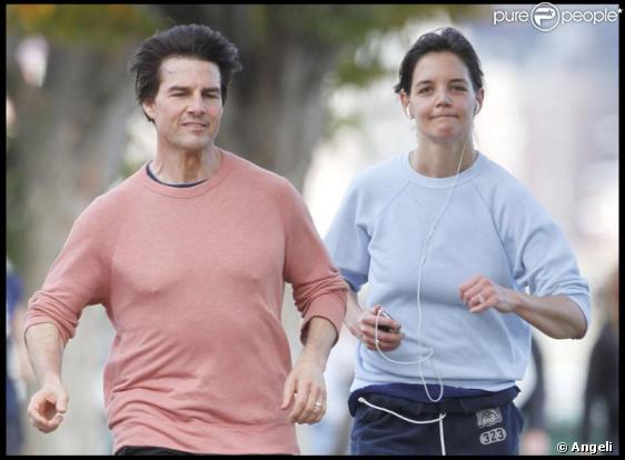 Katie Holmes et Tom Cruise font du jogging (Santa Monica - 31 octobre 2009)