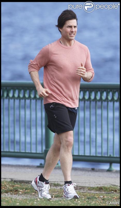 Tom Cruise fait du jogging (Santa Monica - 31 octobre 2009)