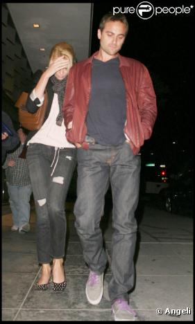 Charlize Theron et Stuart Townsend, à l'occasion de l'avant-première de  The Messenger , à Beverly Hills, le 2 novemvre 2009 !