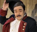 Le musical Zorro débute le 5 novembre 2009 aux Folies Bergère, avec Benoît de Gaulejac 