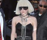 Lady Gaga, sobre et ravissante à New York, le 3 novembre 2009 !