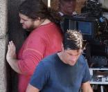 Matthew Fox et Jorge Garcia sur le tournage de Lost à Hawaï le 20 octobre 2009