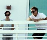 Christina Ricci et son homme Curtis Buchanan en vacances à Miami le 1er novembre 2009