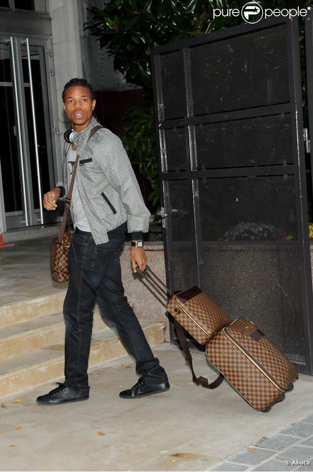 Loïc Rémy arrive au siège de la Fédération française de Football, à Paris, le 9 novembre 2009.