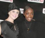 Kelly Osbourne et Estelle lors de la ré-ouverture de la boutique Swatch de time Square à New York le 12 novembre 2009