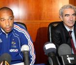 Raymond Domenech et Thierry Henry le 14 novembre 2009