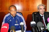 Raymond Domenech et Thierry Henry le 14 novembre 2009