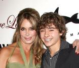Lesley Vogel, la mère de Hayden et Jansen, son frère, lors d'un gala de charité pour la sauvegarde des baleines le 15 novembre 2009 à Los Angeles