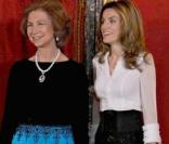 Letizia d'Espagne au Palais Royal pour la visite officielle du président Hongrois entourée de la famille royale  