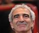 Raymond Domenech est ravi : L'équipe de France se qualifie dans la douleur... grâce à la main de Thierry Henry !