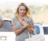 Pamela Anderson à Malibu, le 18 novembre 2009