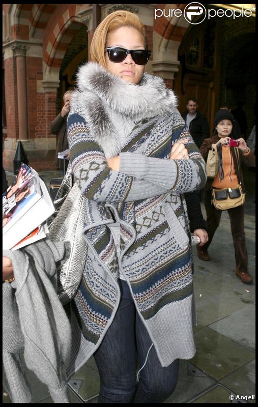 Rihanna le 13 novembre 2009 à Londres