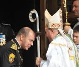 Le prince Albert lors de la messe en la cathédrale de Monaco pour la fête nationale le 19 novembre 2009
