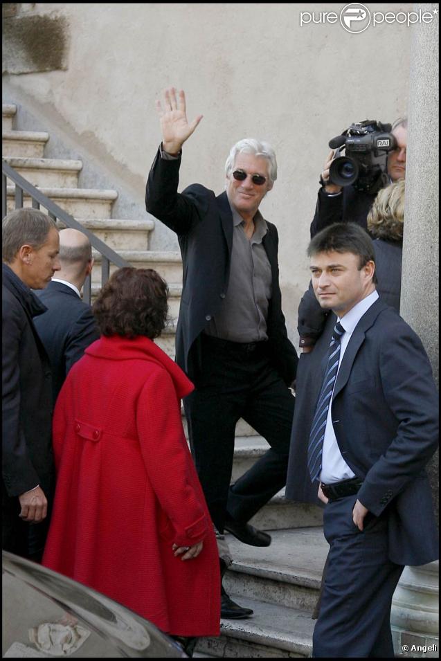 Richard Gere a été reçu par le maire de Rome Gianni Alemanno le 17 novembre 2009