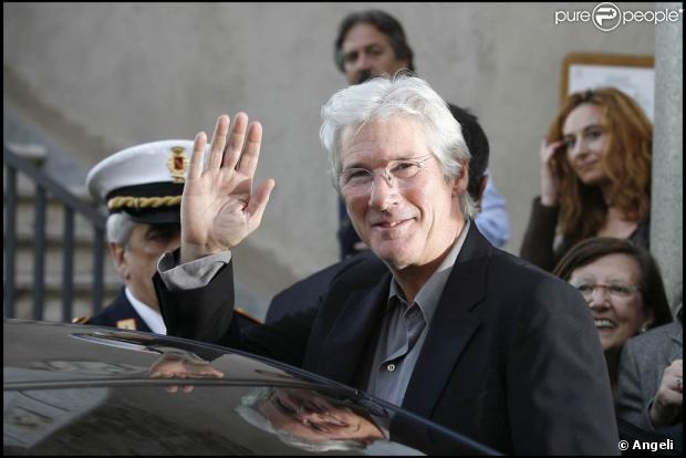 Richard Gere a été reçu par le maire de Rome Gianni Alemanno le 17 novembre 2009