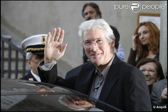 Richard Gere a été reçu par le maire de Rome Gianni Alemanno le 17 novembre 2009