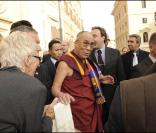 Le Dalaï Lama a été reçu à Rome par Gianfranco Fini, et a pu compter sur l'indéfectible soutien de son ami Richard Gere dans l'appel qu'il a lancé à la Chine