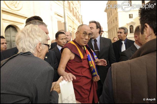 Le Dalaï Lama a été reçu à Rome par Gianfranco Fini, et a pu compter sur l'indéfectible soutien de son ami Richard Gere dans l'appel qu'il a lancé à la Chine