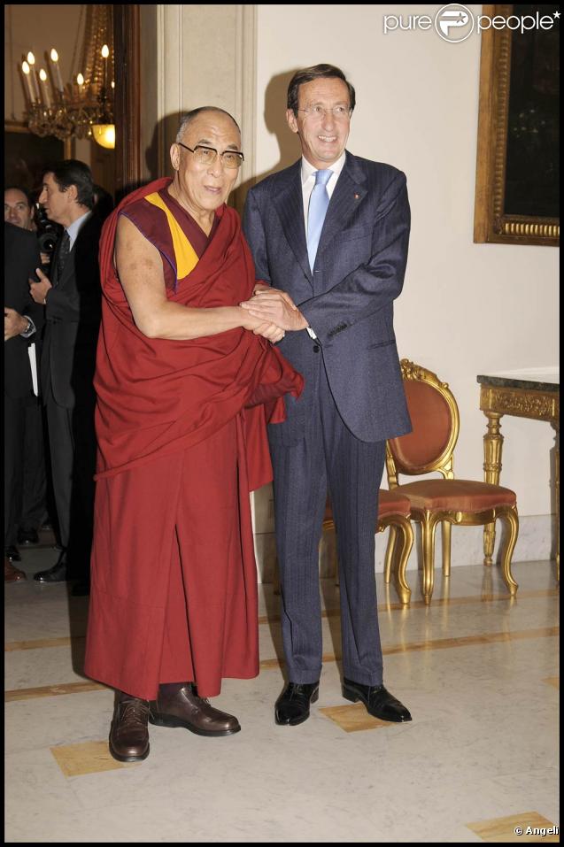 Le Dalaï Lama a été reçu à Rome par Gianfranco Fini, et a pu compter sur l'indéfectible soutien de son ami Richard Gere dans l'appel qu'il a lancé à la Chine