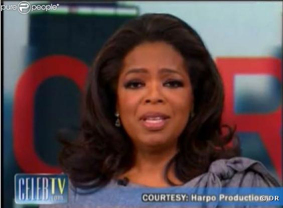 Oprah Winfrey, émue, lorsqu'elle annonce qu'elle arrêtera son émission en 2011