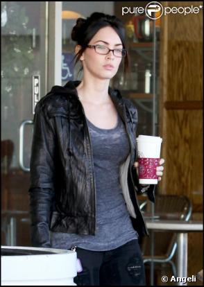 Megan Fox, même au réveil... c'est une bombe !