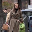 La belle Christy Turlington : Quand elle va chercher sa fille... elle met le paquet !