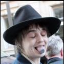Regardez le rockeur Pete Doherty, en meilleure santé, nous dévoiler ses talents... de comédien !