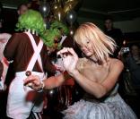 Paris Hilton en plein travail