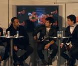 Les Jonas Brothers et leurs fans : une grande histoire d'amour... qui a ses limites ! Regardez-les évoquer une aventure insolite avec l'une de leurs admiratrices !
