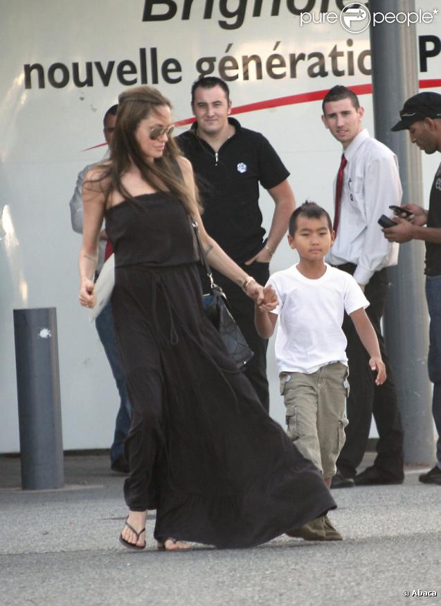 Angelina Jolie et Maddox 