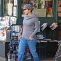 Jennifer Lopez :  Toujours mince, elle soigne son look... Attention au détail !