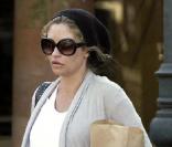 Rebecca Gayheart fait du shopping avec sa mère à Malibu le 29 novembre 2009