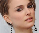 Natalie Portman, à l'occasion de la cérémonie des 19e IFP Gotham Independent Film Awards, qui s'est déroulée dans l'enceinte du Cipriani de Wall Street, à New York, le 30 novembre 2009. 