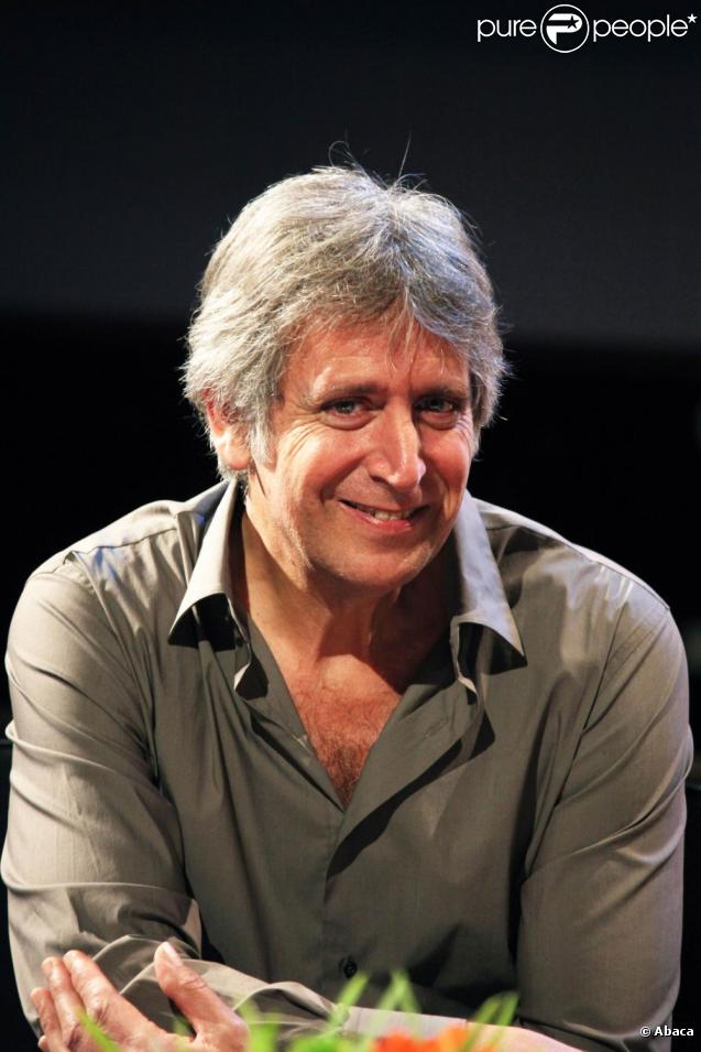 Yves Duteil au Septième prix de la solidarité. 30/11/09