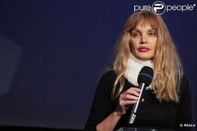 Arielle Dombasle au Septième prix de la solidarité. 30/11/09