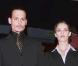 Dans la gémélité de look, Vanessa Paradis et Johnny Depp se défendent plutôt pas mal... Les deux dandys se sont véritablement bien trouvés : ensemble, ils ne jurent que... par Chanel !