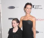 Kate Beckinsale et sa fille Lily lors de la projection de Everybody's fine durant le Festival du Film de Tribeca à New York le 3 décembre 2009 à New York