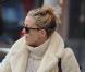 Pour une promenade avec son fils Ryder, Kate Hudson portait un jean slim, des cuissardes en daim de couleur marron, un sac assorti, et un gros manteau crème. Même pas coiffée, l'actrice de Nine est ravissante !