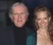 James Cameron et sa femme, à l'occasion de l'avant-première mondiale d' Avatar , à l'Odeon de Leicester Square de Londres, le 10 décembre 2009.