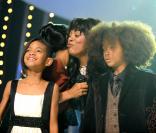 Willow et Jaden Smith, les enfants de Will Smith et Jada Pinkett, avec Donna Summer lors du concert pour le Nobel 2009 